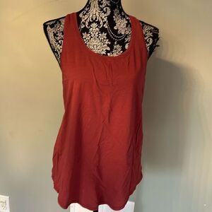 Lululemon size 8 top